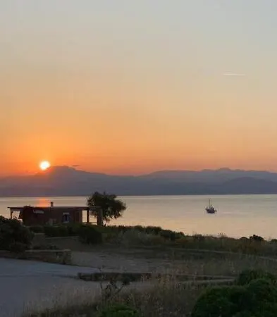 Mini House * Logaras