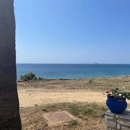 Mini House דירה *