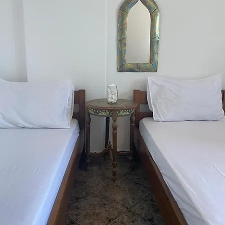 Apartment Mini House *