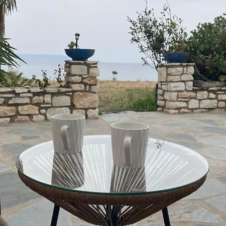 Mini Beach House Logaras